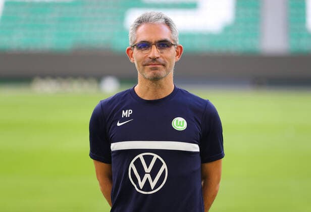 Head Physiotherapist Michele Putaro VfL Wolfsburg 1 BL, portrait appointment 2020 2021, Wolfsburg