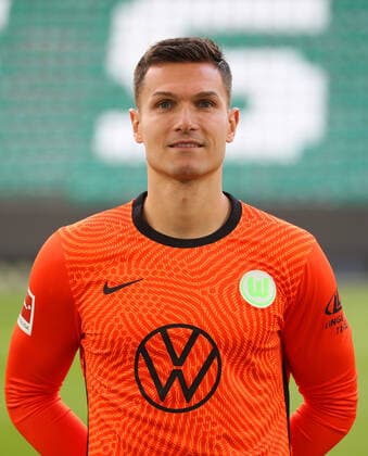 Goalkeeper Pavao Pervan VfL Wolfsburg 1 BL, portrait date 2020 2021, Wolfsburg
