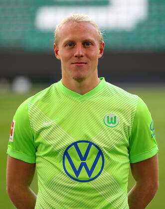 Xaver Schlager VfL Wolfsburg 1 BL, portrait date 2020 2021, Wolfsburg