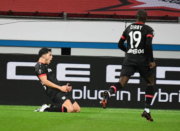 22 10 2020, xjhx, Football UEFA Europa League, Bayer 04 Leverkusen OGC Nice emspor, f l Nadiem Amiri Bayer Leverkusen celebrate the goal, The goal celebration for 1 0 DFL DFB REGULATIONS PROHIBIT ANY USE OF PHOTOGRAPHS as IMAGE SEQUENCES and or QUASI VIDEO Leverkusen