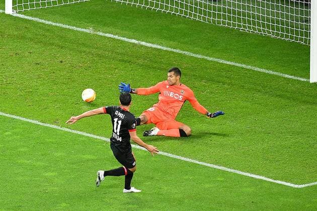 Leverkusen, Bayarena, 22 10 20, Europa League Bayer 04 Leverkusen OGC Nice Nadiem Amiri Leverkusen scores the goal for 1 0 Europa League Bayer 04 Leverkusen OGC Nice Leverkusen Copyright: xEibner-Pressefotox EP_eer