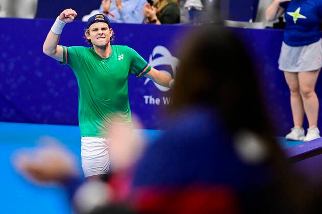 ATTENTION EDITORS - HAND OUT - EDITORIAL USE ONLY - NO SALES - NO MARKETING - Belgian Zizou Bergs celebrates during the match between Belgian Bergs and Russian Khachanov, in the second round of the men s singles competition at the European Open Tennis ATP, Tennis Herren tournament, in Antwerp, Thursday 22 October 2020. LAURIExDIEFFEMBACQ  x2569665x