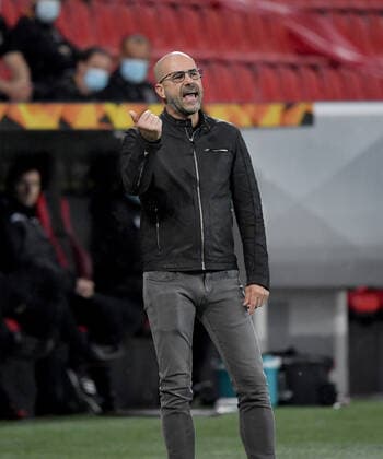 Coach Peter Bosz Bayer 04 Leverkusen 22 10 2020, Football, UEFA Europa League, Season 2020 2021, 1 Matchday, Bayer 04 Leverkusen OGC Nice Photo TEAM2sportphoto Leverkusen BayArena North Rhine-Westphalia Germany Team2