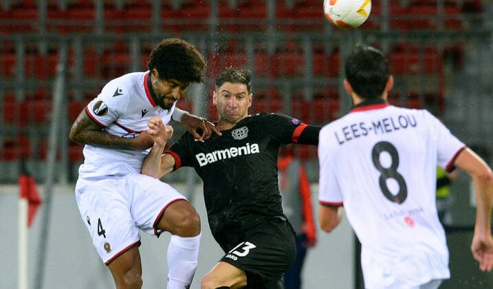 Football, UEFA Europa League, Men, Season 2020 2021, Group C, 1 Matchday, BayArena Leverkusen, Bayer Leverkusen black OGC Nice white Lucas Alario LEV , Dante NIZ Aktion DFL UEFA REGULATIONS PROHIBIT ANY USE OF PHOTOGRAPHS AS IMAGE SEQUENCES AND OR QUASI VIDEO