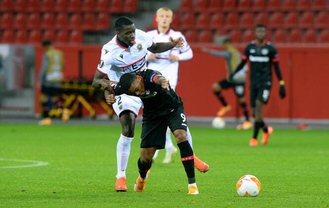 Football, UEFA Europa League, Men, Season 2020 2021, Group C, 1 Matchday, BayArena Leverkusen, Bayer Leverkusen black OGC Nice white Leon Bailey LEV , Stanley Nsoki NIZ Action DFL UEFA REGULATIONS PROHIBIT ANY USE OF PHOTOGRAPHS AS IMAGE SEQUENCES AND OR QUASI VIDEO