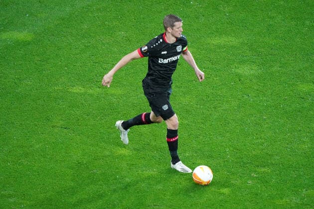 Football , Europa League, Season 2020 2021, Corona Time, Covid 19, Bayer 04 Leverkusen vs OGC Nice , Group stage, Group C, 22 10 2020, Bayarena Leverkusen , Lars Bender, Bayer 04 Leverkusen ,