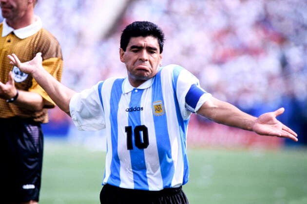 IMAGO Iconic Moments, Fußball MARADONA Diego Team Argentina FIFA WM 1994 in USA Vorrundenspiel ARG - Nigeria 2 : 1 Diego Maradonas letztes Spiel fuer Argentinien am 25.06.1994 in Boston *** MARADONA Diego Team Argentina FIFA World Cup 1994 in USA Preliminary round game ARG Nigeria 2 1 Diego Maradonas last game for Argentina on 25 06 1994 in Boston