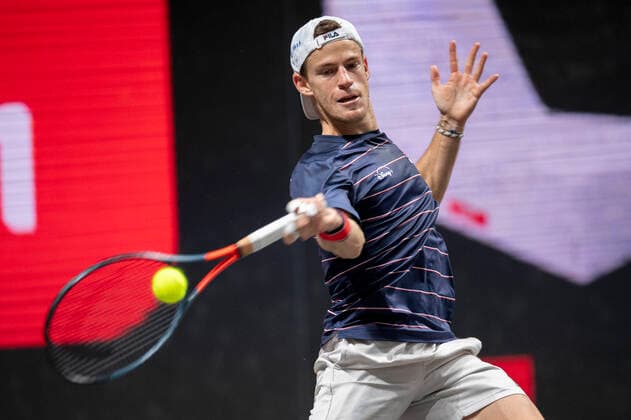 In Diego SCHWARTZMAN ARG , Alejandro DAVIDOVICH FOKINA ESP vs Diego SCHWARTZMAN ARG , TENNIS, bett1HULKS Championship, 23 10 2020, GER, TENNIS, ATP TOUR, bett1HULKS Championship, Alejandro DAVIDOVICH FOKINA ESP vs Diego SCHWARTZMAN ARG , 23 10 2020 COLOGNE Copyright: xEibnerxPressefotox xBenjaminxSOELZERx EP_BSO