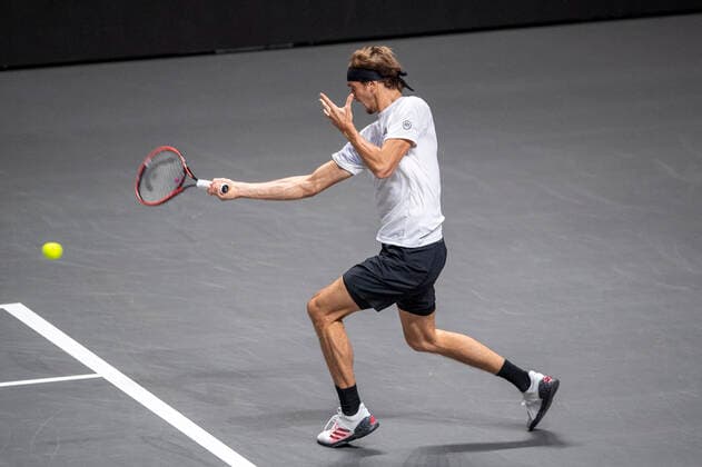 In the Alexander ZVEREV GER , Alexander ZVEREV GER vs Adrian MANNARINO FRA , TENNIS, bett1HULKS Championship, 23 10 2020, GER, TENNIS, ATP TOUR, bett1HULKS Championship, Alexander ZVEREV GER vs Adrian MANNARINO FRA , 23 10 2020 COLOGNE Copyright: xEibnerxPressefotox xBenjaminxSOELZERx EP_BSO
