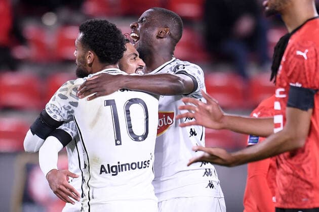 JOIE - FAIR PLAY - 13 SOFIANE BOUFAL (SCO) FOOTBALL : Rennes vs Angers - Ligue 1 Uber Eats - 23 10 2020 FEP Panoramic 