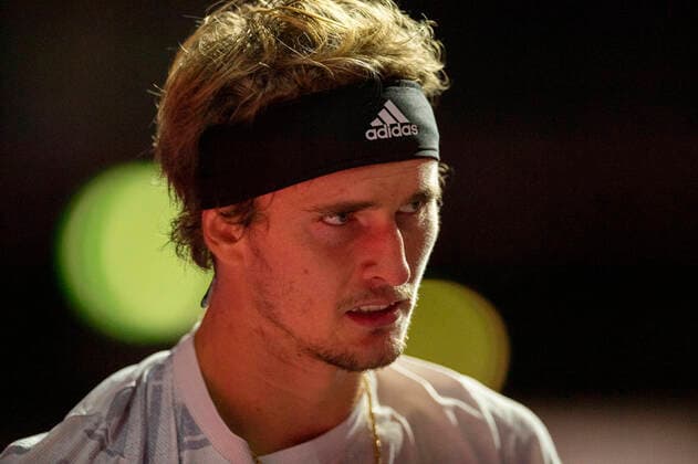 In the Alexander ZVEREV GER must be in the 3 set, Alexander ZVEREV GER vs Adrian MANNARINO FRA , TENNIS, bett1HULKS Championship, 23 10 2020, GER, TENNIS, ATP TOUR, bett1HULKS Championship, Alexander ZVEREV GER vs Adrian MANNARINO FRA , 23 10 2020 KOELN Copyright: xEibnerxPressefotox xBenjaminxSOELZERx EP_BSO