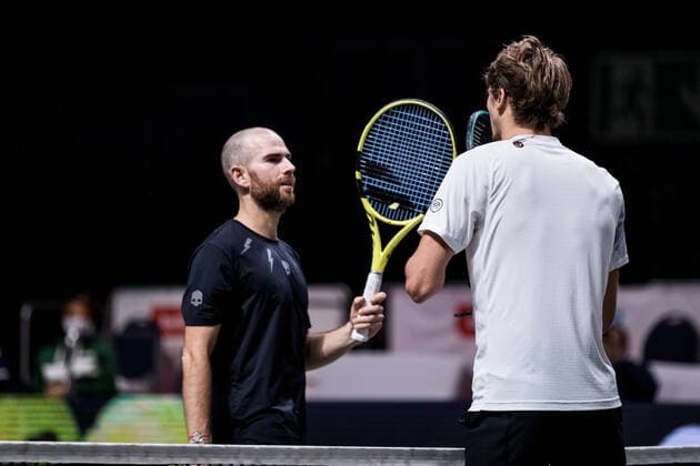bett1HULKS Championship ATP 250 Cologne, 23 10 2020 Adrian MANNARINO FRA and Alexander ZVEREV GER after the match bet1HULKS Championship ATP 250 on 23 10 2020 in Cologne LANXESSarena , Germany Copyright: xBEAUTIFULxSPORTS Wunderlx