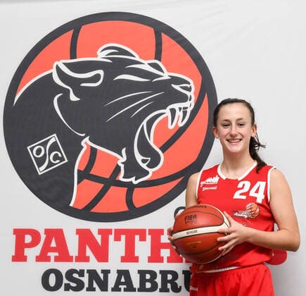 Basketball team shooting Panthers Academy Osnabrück on 23 10 2020 in the OSC hall in Osnabrück Lower Saxony Germany Luise Hansmann Panthers Academy Osnabrück, 2 DBBL North, portrait date 2020 2021