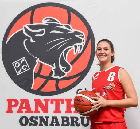 Basketball team shooting Panthers Academy Osnabrück on 23 10 2020 in the OSC hall in Osnabrück Lower Saxony Germany Julia Dzeko Panthers Academy Osnabrück, 2 DBBL North, portrait date 2020 2021