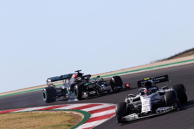 FORMULA 1 HEINEKEN PORTUGUESE GRAND PRIX 2020 23 10 2020, Autodromo Internacional do Algarve, Portimao, FORMULA 1 HEINEKEN PORTUGUESE GRAND PRIX 2020, in the picture Pierre Gasly FRA 10 , Scuderia AlphaTauri Honda, Lewis Hamilton GB 44 , Mercedes AMG Petronas F1 Team nordphotoxBratic nph00250
