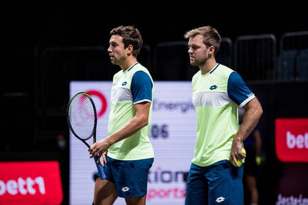 bett1HULKS Championship ATP 250 Cologne, 24 10 2020 Meeting MIES and KRAWIETZ semi-final doubles Marcus DANIELL NZL and Philipp OSWALD AUT vs Kevin KRAWIETZ GER and Andreas MIES GER 3 bett1HULKS Championship ATP 250 on 24 10 2020 in Cologne LANXESSarena , Germany Copyright: xBEAUTIFULxSPORTS Wunderlx