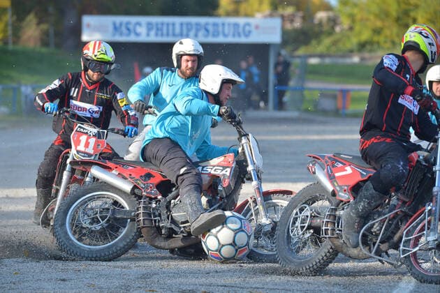 24 10 2020,Motoball Bundesliga, MSC Philippsburg vs Typhoon Mörsch Duel for the ball ksp