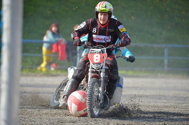 24 10 2020,Motoball Bundesliga, MSC Philippsburg vs Typhoon Mörsch Full throttle and tight ball control to hit the opposing goal ksp