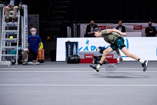 bett1HULKS Championship ATP 250 Cologne, 24 10 2020 Jannik SINNER ITA Semifinal Alexander ZVEREV GER 1 vs WC Jannik SINNER ITA bett1HULKS Championship ATP 250 on 24 10 2020 in Cologne LANXESSarena , Germany Copyright: xBEAUTIFULxSPORTS Wunderlx