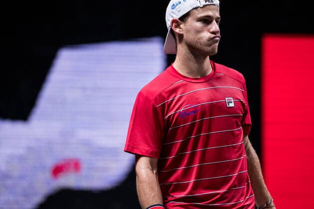 bett1HULKS Championship ATP 250 Cologne, 24 10 2020 Diego SCHWARTZMAN ARG draws a snort Semifinal Felix AUGER ALIASSIME CAN 5 vs. Diego SCHWARTZMAN ARG 2 bett1HULKS Championship ATP 250 on 24 10 2020 in Cologne LANXESSarena , Germany Copyright: xBEAUTIFULxSPORTS Wunderlx