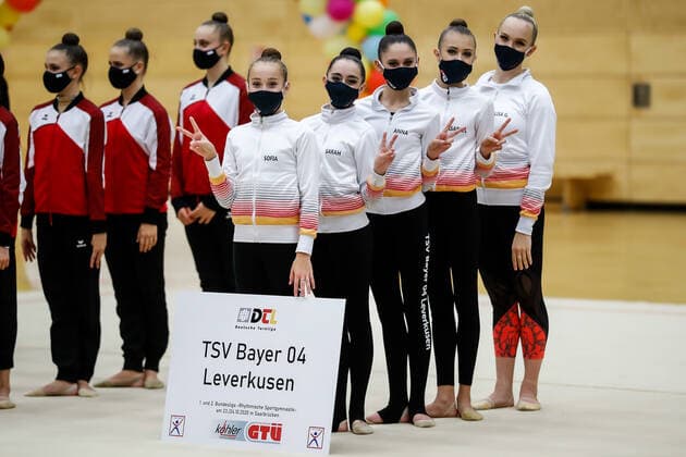 1 preliminary round of Bundesliga 1 2 in rhythmic gymnastics 24 10 2020 TSV Bayer 04 Leverkusen Sarah Geberovitch, Anna Shenenko, Isabell Werner, Sofia Rosenberg, Diana Nemirovski, Aleksandra Podgorsek 1 preliminary round of Bundesliga 1 2 in rhythmic gymnastics on 24 10 2020 in the multifunctional hall of the Hermann Neuberger Sportschule in Saarbruecken Saarland Copyright: xBEAUTIFULxSPORTS U.xFassbenderx