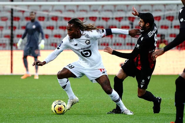Renato Sanches (Lille) - Pierre Lees Melou (OGC Nice) FOOTBALL : OGC Nice vs Lille - Nice - 25 10 2020 NorbertScanella PanoramiC 