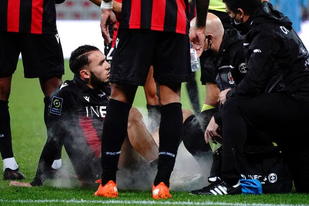 Amine Gouiri (OGC Nice) - blessure FOOTBALL : OGC Nice vs Lille - Nice - 25 10 2020 NorbertScanella PanoramiC 