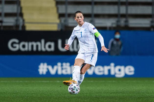 201027 Sara Björk Gunnarsdottir of Iceland during the UEFA Women s Euro Qualifier football match between Sweden and Iceland on October 27, 2020 in Gothenburg Photo Mathias Bergeld BILDBYRAN COP 200 MB0045 fotboll football soccer fotball em kval kval uefa women s euro qualifier qualifier sverige sweden iceland dam bbeng,  Copyright: MATHIASxBERGELD BB201027MB154