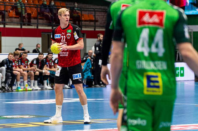 25 10 2020 Handball, 2020 2021, 1 Bundesliga, 5 Matchday, GWD Minden Füchse Berlin Marian Michalczik Berlin Lübbecke North Rhine-Westphalia Germany Kreissporthalle