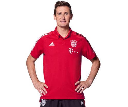 FOOTBALL 1 BUNDESLIGA SEASON 2020 2021 26 10 2020 Photo session FC Bayern Muenchen Co Coach Miroslav Klose PHOTO: FC Bayern München Pool via ULMER Press Photo Agency xxNOxMODELxRELEASExx Football 1 Bundesliga 2020 2021 Photo session at FC Bayern Muenchen