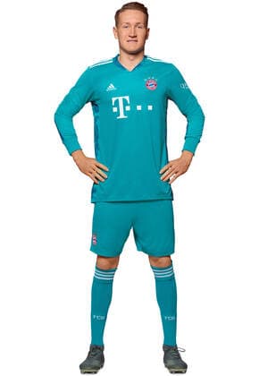 FOOTBALL 1 BUNDESLIGA SEASON 2020 2021 26 10 2020 Photo session FC Bayern Muenchen goalkeeper Ron Torben Hoffmann PHOTO: FC Bayern München Pool via ULMER Press Photo Agency xxNOxMODELxRELEASExx Football 1 Bundesliga 2020 2021 Photo session at FC Bayern Muenchen
