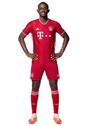 FOOTBALL 1 BUNDESLIGA SEASON 2020 2021 26 10 2020 Photo session FC Bayern Muenchen Tanguy Nianzou Kouassi PHOTO: FC Bayern München Pool via ULMER Press Photo Agency xxNOxMODELxRELEASExx Football 1 Bundesliga 2020 2021 Photo session at FC Bayern Muenchen