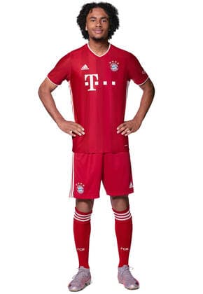 FOOTBALL 1 BUNDESLIGA SEASON 2020 2021 26 10 2020 Photo session FC Bayern Muenchen Joshua Zirkzee PHOTO: FC Bayern München Pool via ULMER Press Photo Agency xxNOxMODELxRELEASExx Football 1 Bundesliga 2020 2021 Photo session at FC Bayern Muenchen