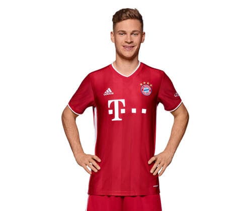 FOOTBALL 1 BUNDESLIGA SEASON 2020 2021 26 10 2020 Photo session FC Bayern Muenchen Joshua Kimmich PHOTO: FC Bayern München Pool via ULMER Press Photo Agency xxNOxMODELxRELEASExx Football 1 Bundesliga 2020 2021 Photo session at FC Bayern Muenchen