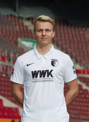 Felix Götze, FC Augsburg 1907 1 BL, portrait date 2020 2021,