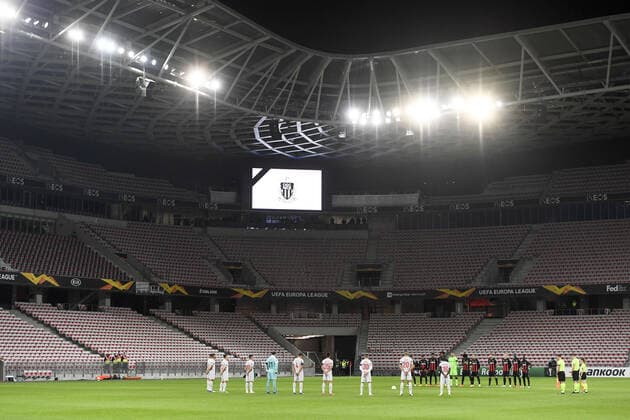 FAIR PLAY - HOMMAGE AUX VICTIMES DE L ATTENTAT DE NICE - EQUIPE DE FOOTBALL DE NICE FOOTBALL : Nice vs Hapoel Beer Sheva - Ligue Europa - 29 10 2020 FEP Panoramic 
