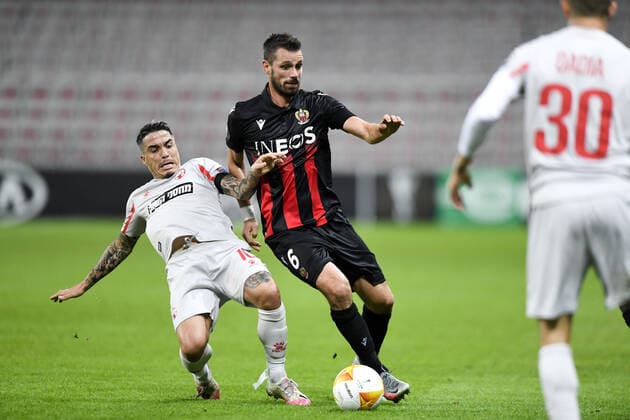 06 MORGAN SCHNEIDERLIN (NICE) - 10 JOSUE FILIPE SOARES PESQUEIRA (HAP) FOOTBALL : Nice vs Hapoel Beer Sheva - Ligue Europa - 29 10 2020 FEP Panoramic 