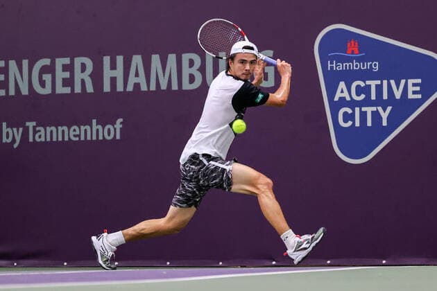 In the picture Taro Daniel JPN 2 TENNIS CHALLENGER HAMBURG presented by TANNENHOF, Hamburg, DTB base Hamburg, 30 10 2020,