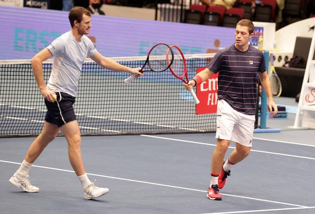 TENNIS - ATP, Tennis Herren Erste Bank Open VIENNA,AUSTRIA,01.NOV.20 - TENNIS - ATP World Tour, Erste Bank Open, final. Image shows Jamie Murray and Neal Skupski (GBR). GEPAxpictures xWalterxLuger