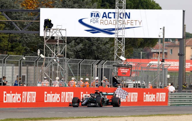 Motorsports FIA Formula One World Championship 2020, Grand Prix of Emilia Romagna, 44 Lewis Hamilton GBR, Mercedes AMG Petronas Formula One Team , Imola Italy