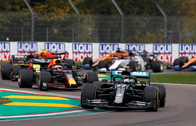 Motorsports FIA Formula One World Championship 2020, Grand Prix of Emilia Romagna, 77 Valtteri Bottas FIN, Mercedes AMG Petronas Formula One Team , 33 Max Verstappen NLD, Aston Martin Red Bull Racing , Imola Italy