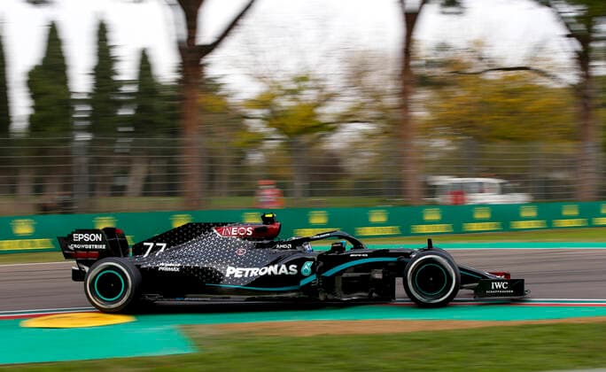 77 BOTTAS Valtteri (fin), Mercedes AMG F1 GP W11 Hybrid EQ Power+, action during the Formula 1 Emirates Gran Premio Dell emilia Romagna 2020, Emilia Romagna Grand Prix, from October 31 to November 1, 2020 on the Autodromo Internazionale Enzo e Dino Ferrari, in Imola, Italy FORMULE 1 : Grand prix Emilie Romagne - Imola - Course - 01 11 2020 DPPI Panoramic 