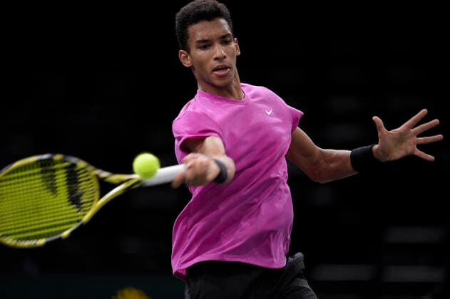 Felix Auger Aliassime (Can) TENNIS : Rolex Paris Masters - 02 11 2020 JBAutissier Panoramic 