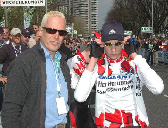 Cycling idol Didi Thurau, in our picture with son Björn, also already a successful young rider Aufn 21 04 2004 in Cologne HM