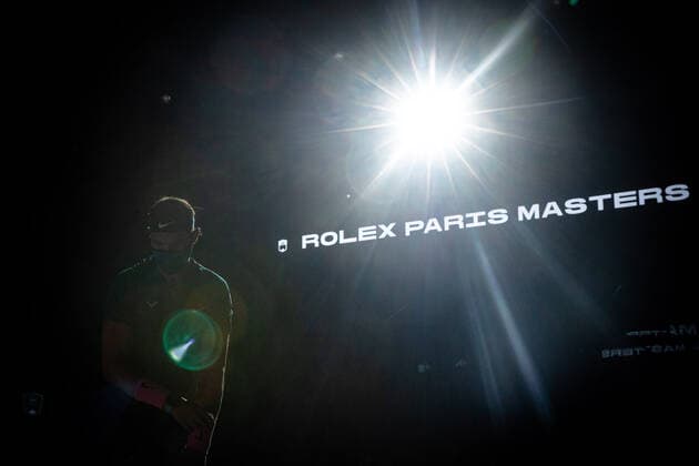 Paris, France le 4 novembre 2020 - L Espagnol Rafael NADAL contre l Espagnol Feliciano LOPEZ lors du deuxieme tour de match de tennis en simple masculin au troisieme jour du tournoi de tennis en salle ATP, Tennis Herren World Tour Masters 1000 - Paris Masters (Paris Bercy) - a l Arena AccorHotels. Rafael NADAL of Spain against Feliciano LOPEZ of Spain during their men s singles second round tennis match on day 3 at the ATP World Tour Masters 1000 - Paris Masters (Paris Bercy) - indoor tennis tournament at The AccorHotels Arena in Paris on November 4, 2020.  Copyright: xAurelienxMorissardx