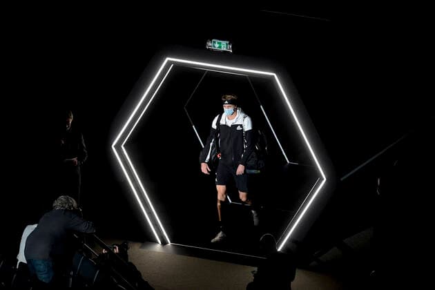 entree d Alexander Zverev (Ger) TENNIS : Rolex Paris Masters Demi Finale - 07 11 2020 JBAutissier Panoramic 