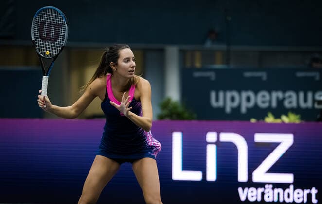 November 8, 2020, Linz, AUSTRIA: Oceane Dodin of France in action during the second qualifications round at the 2020 Upper Austria Ladies Linz WTA, Tennis Damen International tennis tournament against Laura Ionana Paar of Romania Linz AUSTRIA - ZUMAa181 20201108_zaa_a181_024 Copyright: xRobxPrangex