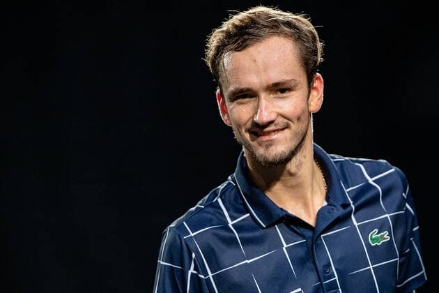 Paris, France le 8 novembre 2020 - Le Russe Daniil MEDVEDEV remporte la finale de tennis en simple masculin du tournoi de tennis en salle ATP, Tennis Herren World Tour Masters 1000 - Paris Masters (Paris Bercy) - a l Arena AccorHotels. Daniil MEDVEDEV of Russia wins the Final men s singles tennis match at the ATP World Tour Masters 1000 - Paris Masters (Paris Bercy) - indoor tennis tournament at The AccorHotels Arena in Paris on November 8, 2020.  Copyright: xAurelienxMorissardx