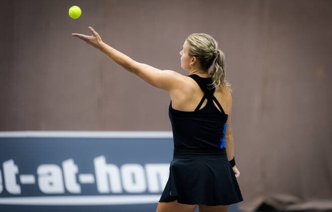 November 8, 2020, Linz, AUSTRIA: Jana Fett of Croatia in action during the second qualifications round at the 2020 Upper Austria Ladies Linz WTA, Tennis Damen International tennis tournament against Irina Bara of Romania Linz AUSTRIA - ZUMAa181 20201108_zaa_a181_154 Copyright: xRobxPrangex