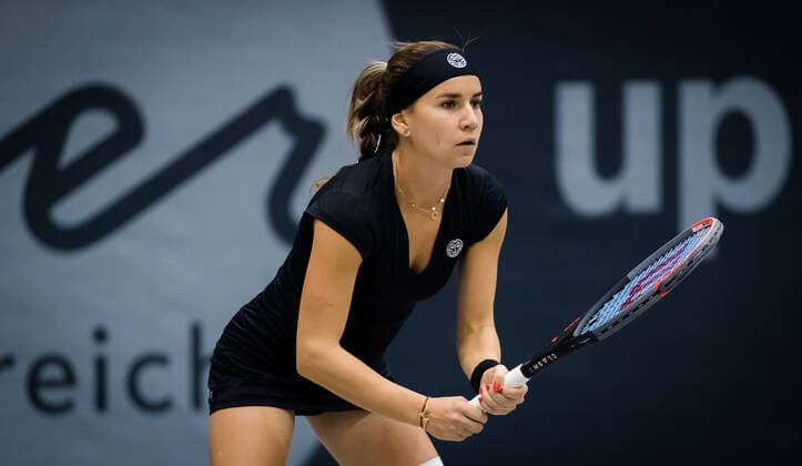 November 8, 2020, Linz, AUSTRIA: Irina Bara of Romania in action during the second qualifications round at the 2020 Upper Austria Ladies Linz WTA, Tennis Damen International tennis tournament against Jana Fett of Croatia Linz AUSTRIA - ZUMAa181 20201108_zaa_a181_156 Copyright: xRobxPrangex